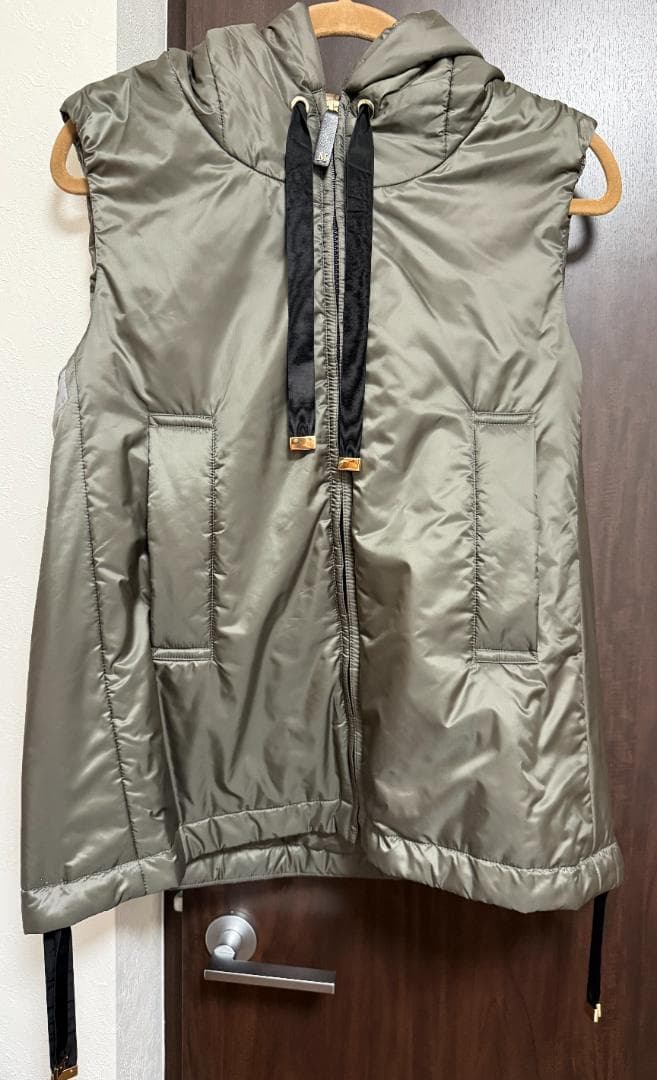 MAX MARA　THE CUBE テクニカル キャンバス ジレ　サイズ38