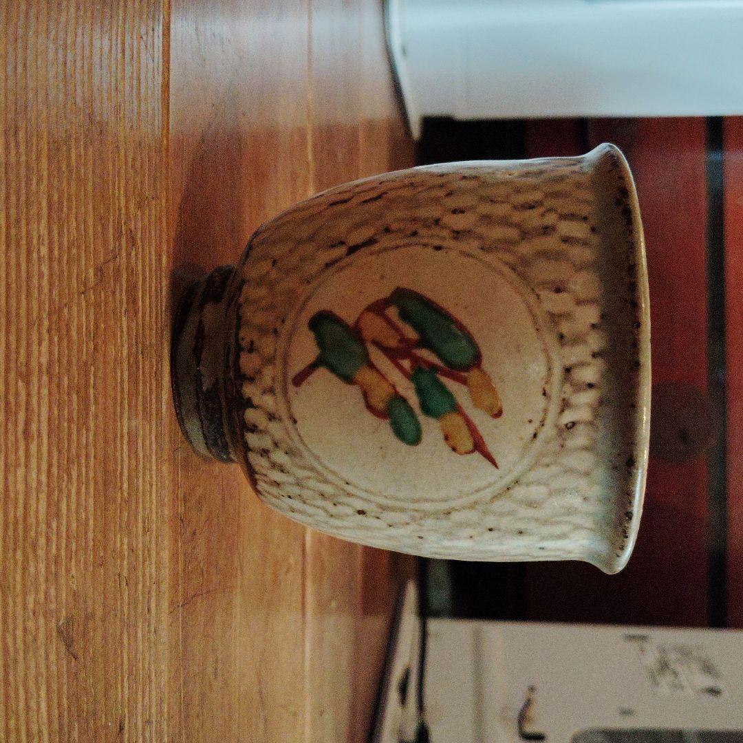 昨年アマゾンで27970円で購入しました。箱がありません。送料は元払いです。