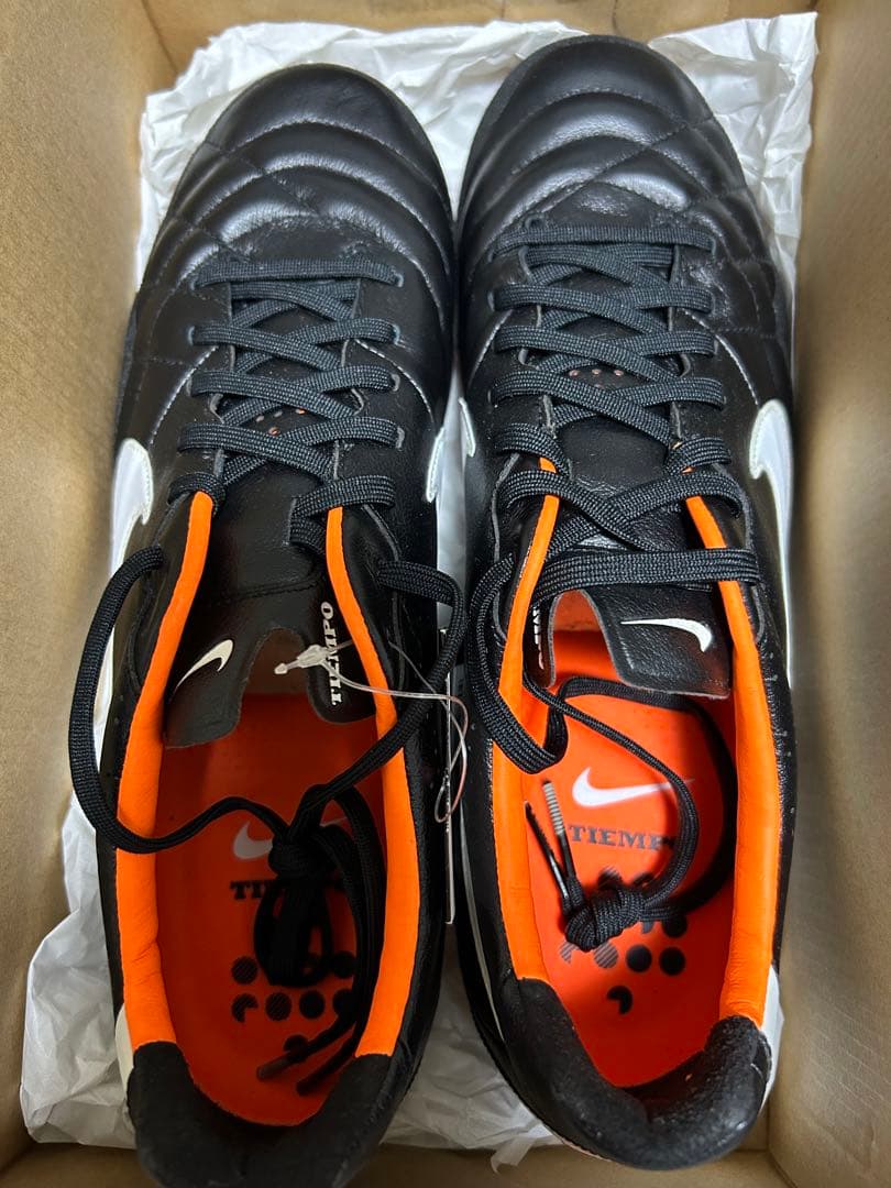 ナイキ サッカースパイク ティエンポ レジェンド4 HG-E 27cm