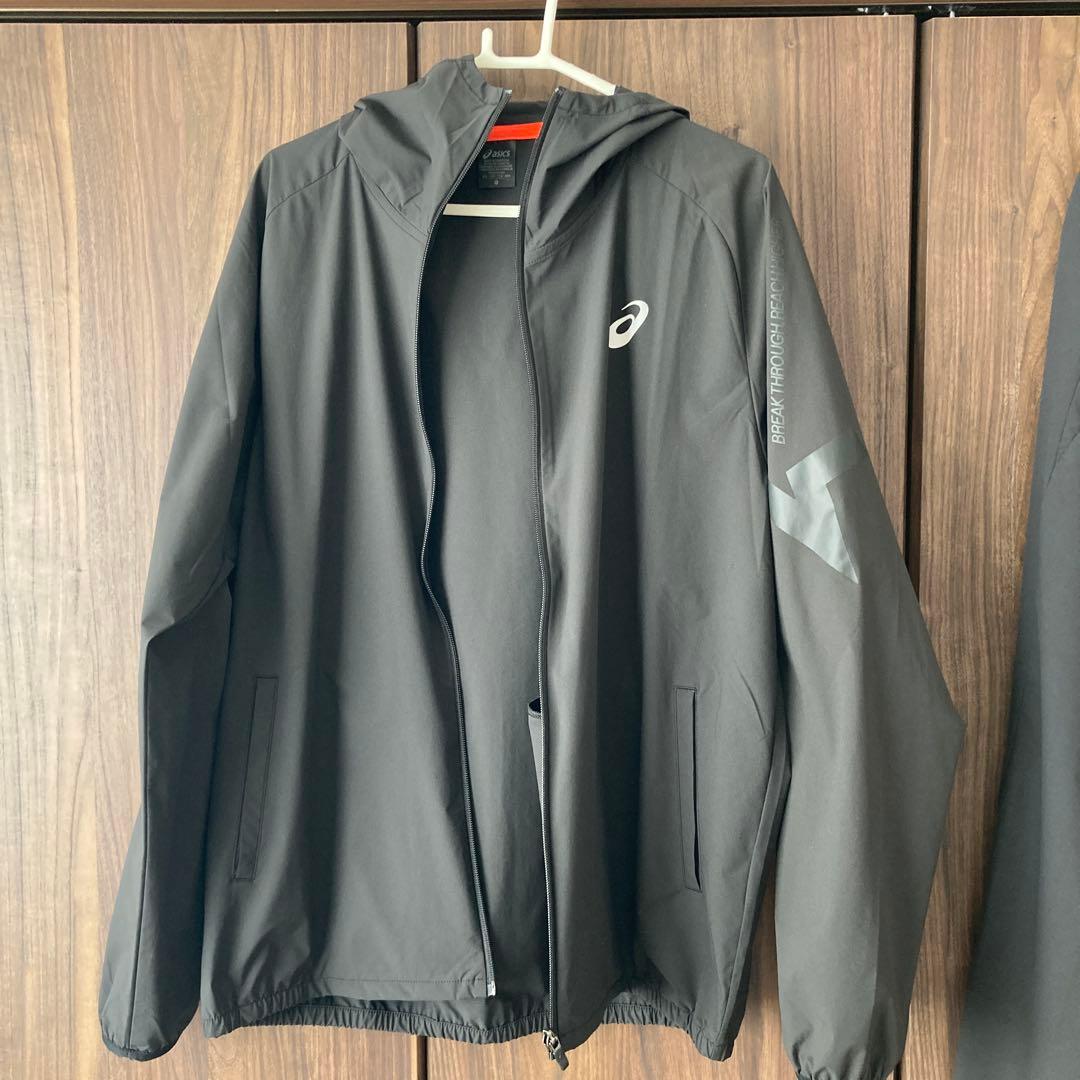 asics ウィンドブレーカーとパンツセット 2XL ブラックです！