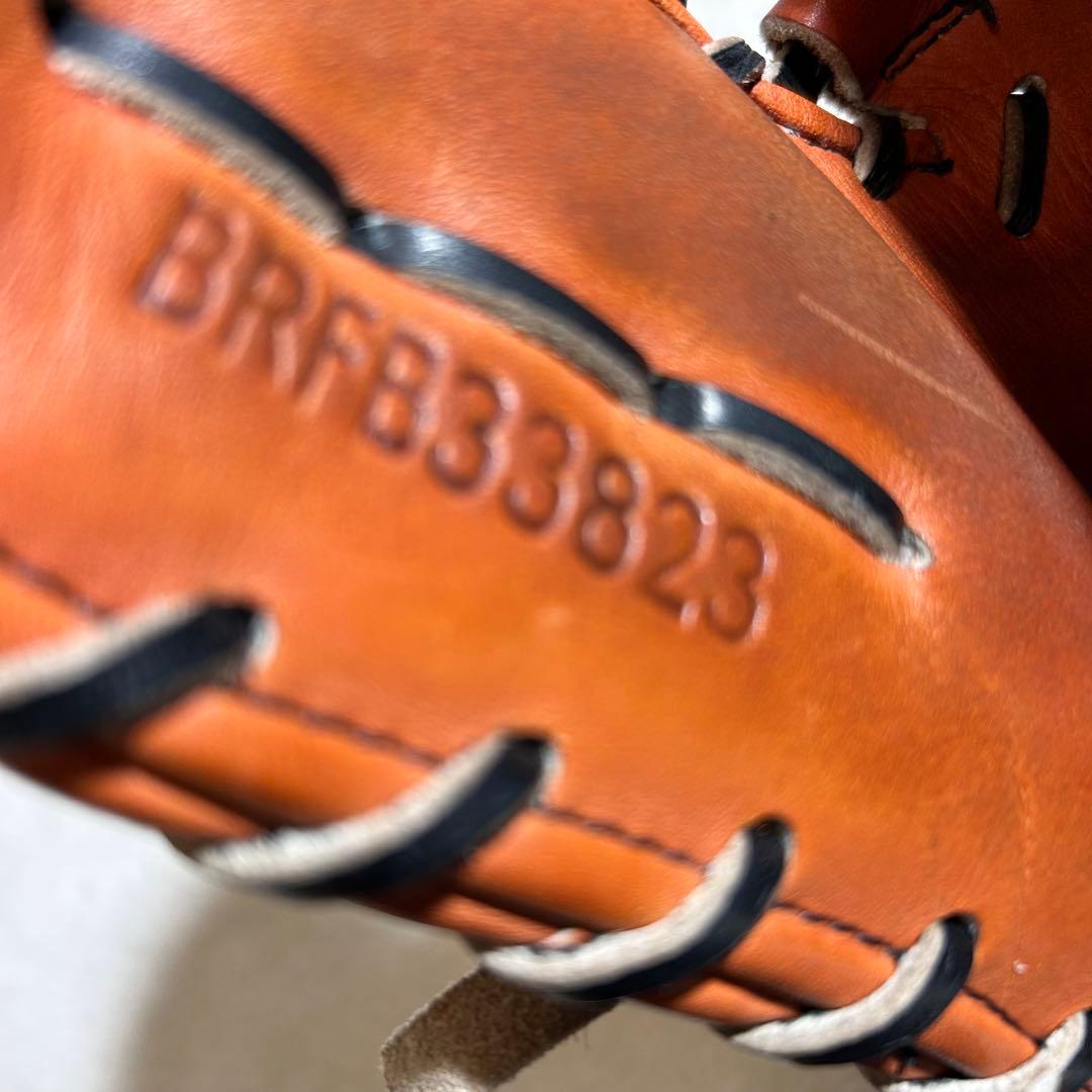 【ZETT】 ファーストミット 軟式右投げ用 Winning Road