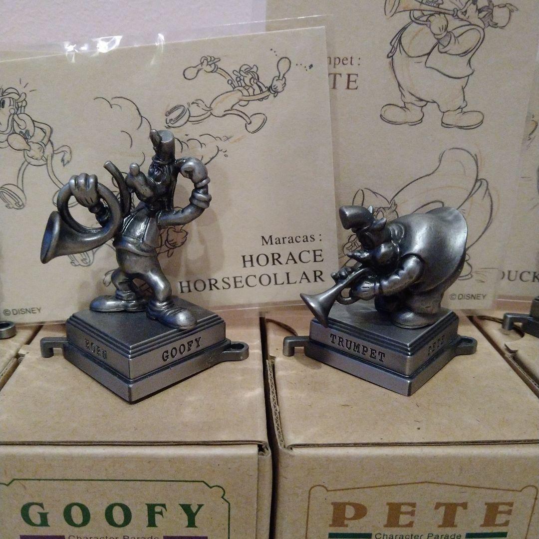 ディズニーキャラクター　カードスタンド