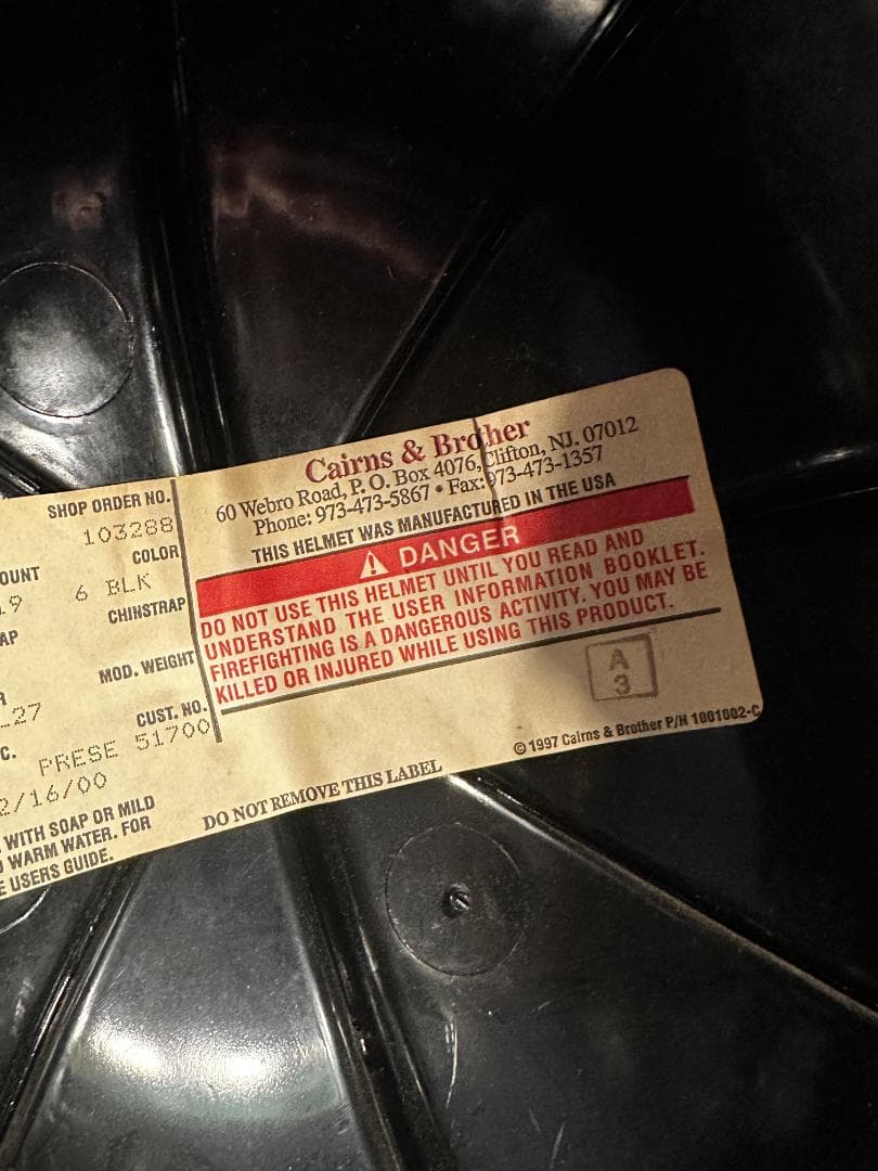 Cairns & Brother製　装飾用 消防士ヘルメットインテリア