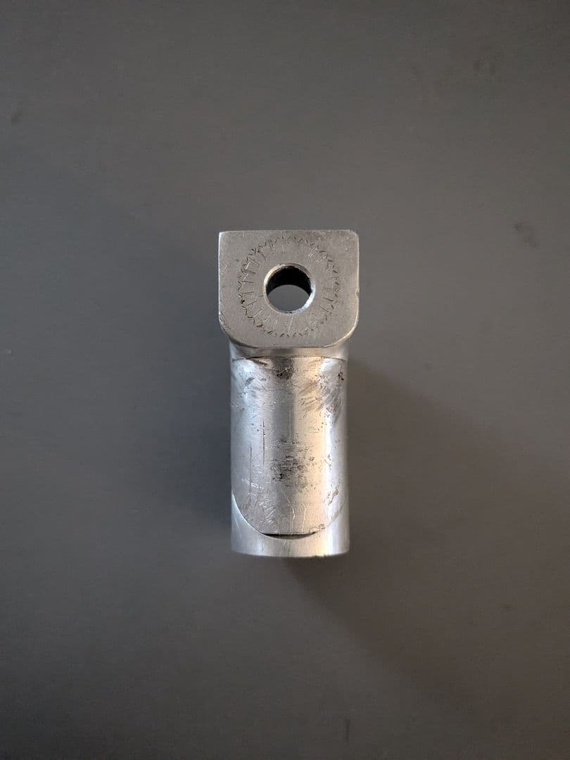 801製作所　ブレーキ台座　700c→650c変換