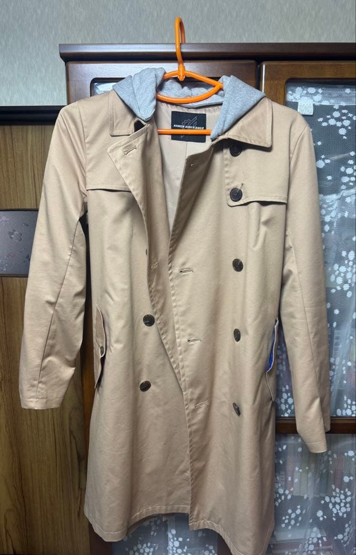 Kamen Rider Build フード付きトレンチコート