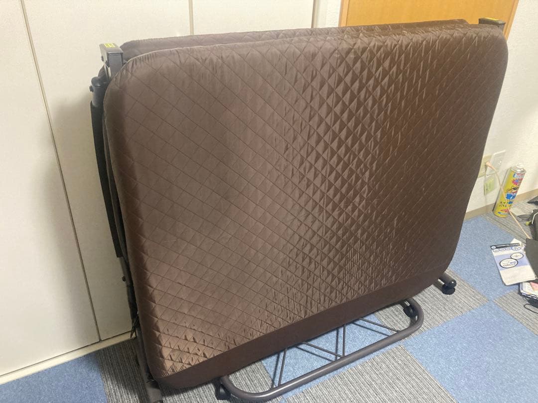 【中部関西圏配送します】山善　折りたたみベッド　セミダブル