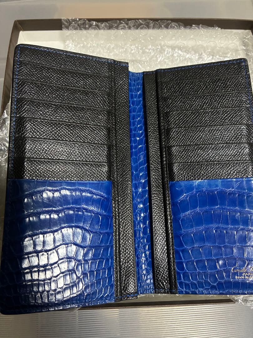 カミーユフォルネ　財布　ラピスブルー