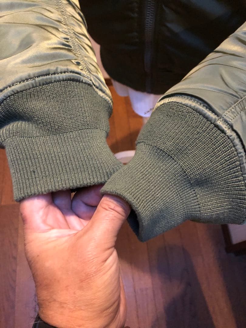 タ*ー様 ✨極美品✨ アルファインダストリーズ MA-1 フライトジャケット オ