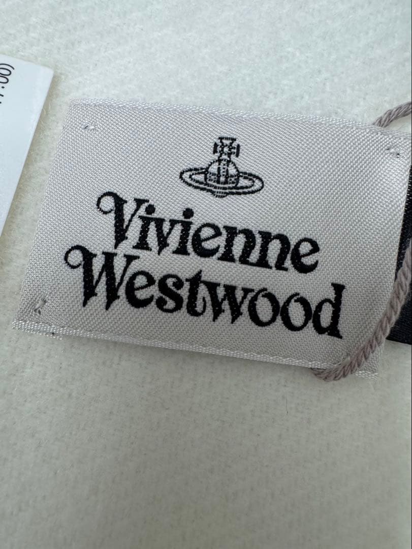 Vivienne Westwood ホワイトマフラー
