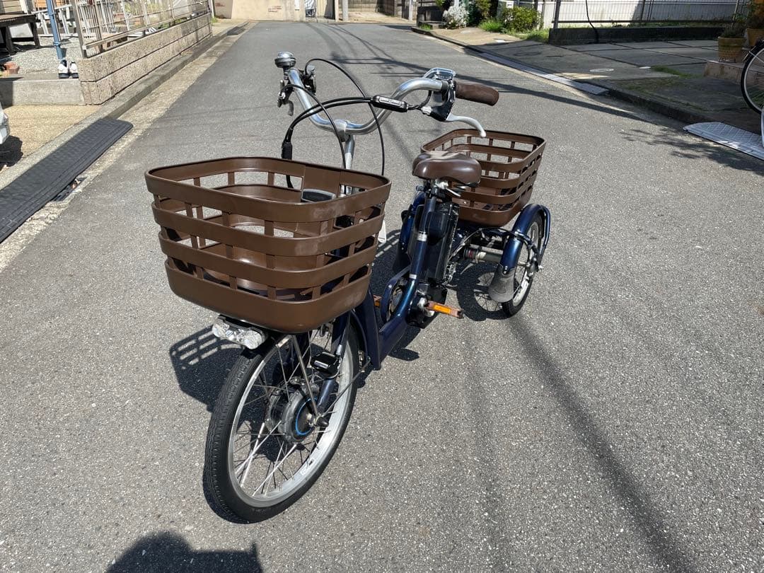 【Kenji様取置き9/2まで】三輪電動アシスト自転車ラクット　ブリヂストン