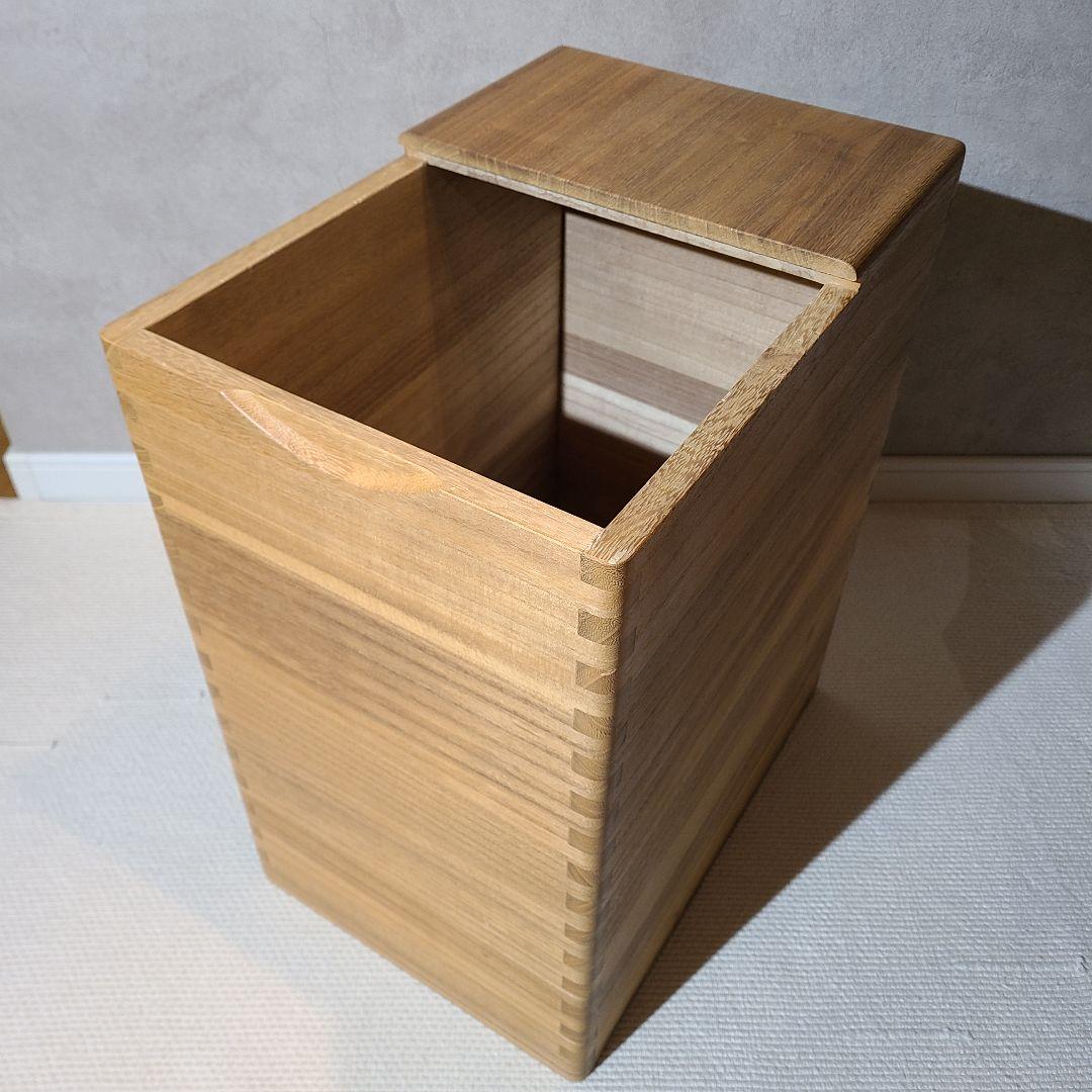 ホクリク総業　桐の米びつ　桐子モダン　米びつ　30kg