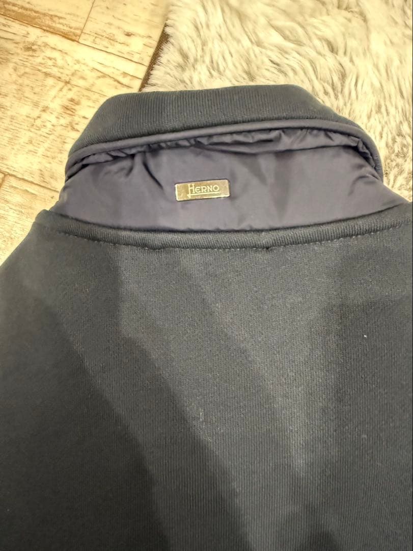 ヘルノ ネイビー ジップアップ ジャンパー