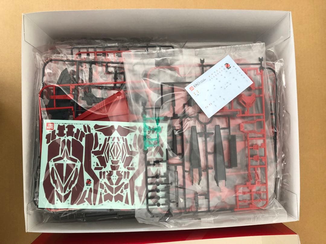 ＭＧ MSZ-006P2/3C ゼータガンダム３号機Ｐ２型 レッド・ゼータ