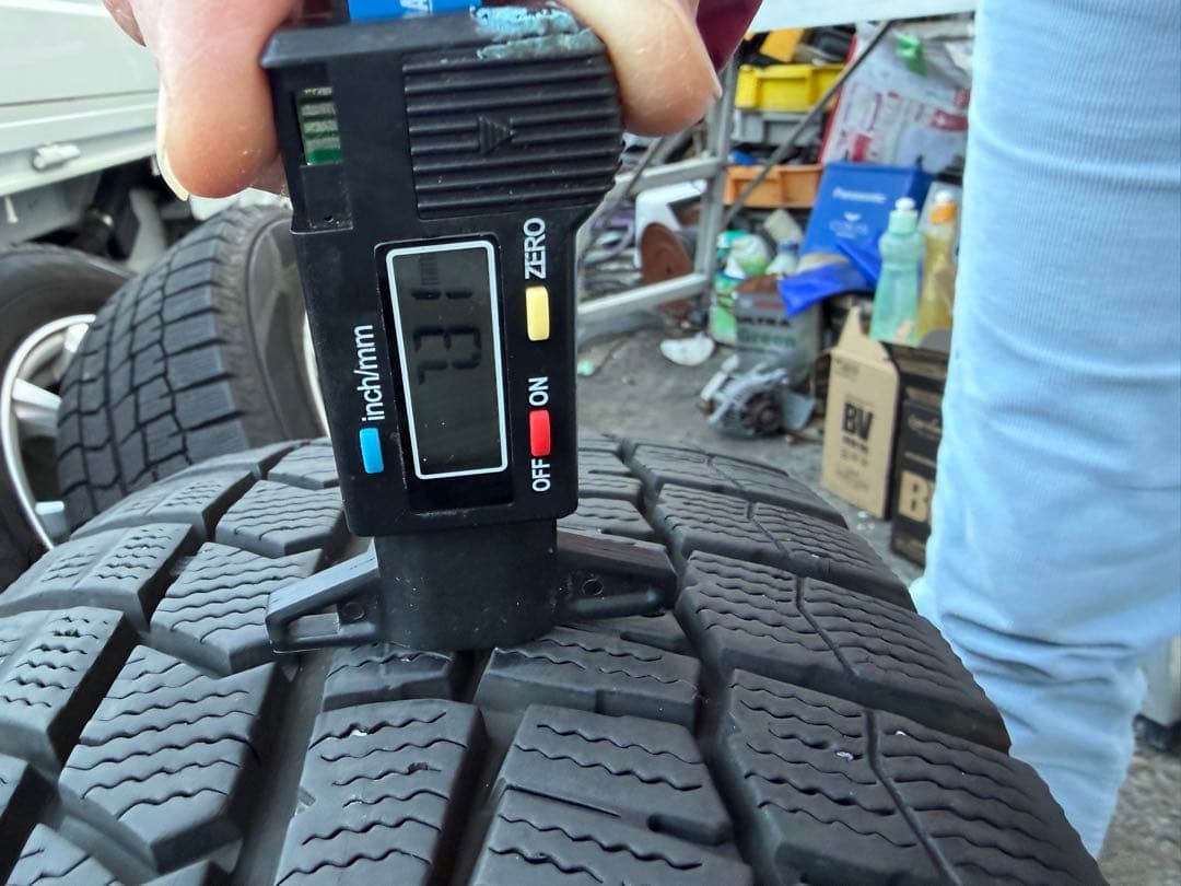 DUNLOP 195/65R15スタッドレスタイヤ 15インチ 4本セット