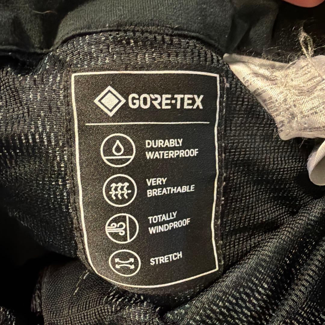 VOLCOM GORE-TEX スノーボードパンツ 男性用