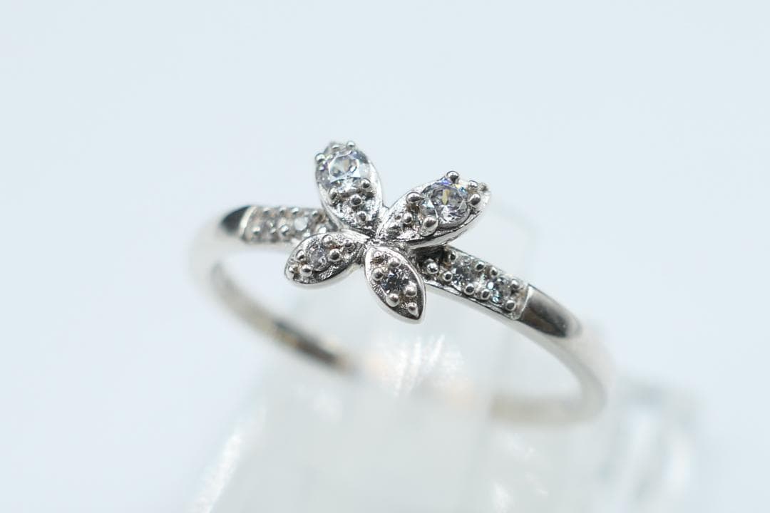 極美品　13号　ANNA SUI　アナスイ　ジルコニア　リング　指輪　蝶　四葉