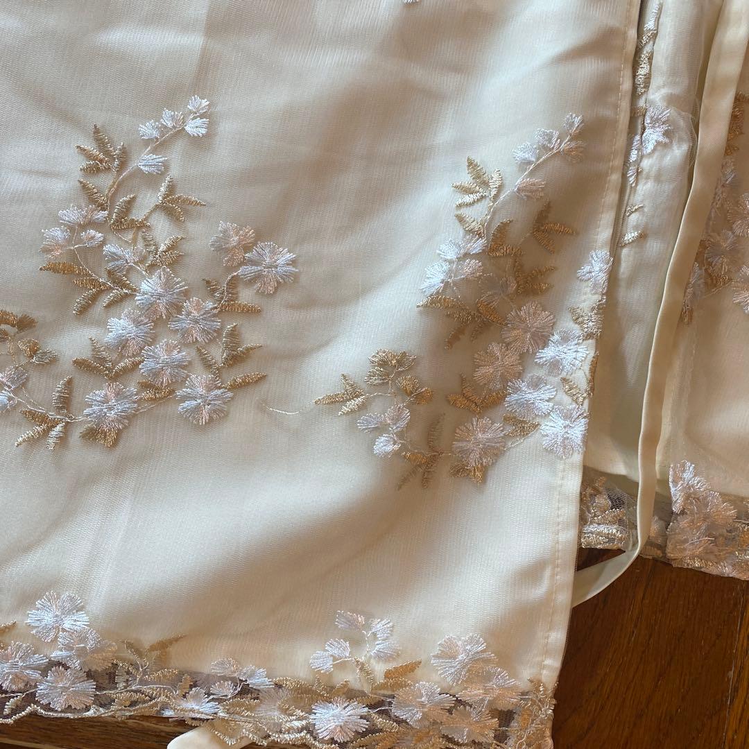 キャサリンコテージ　花刺繍チュールレース袴セット 肌着&髪飾り付