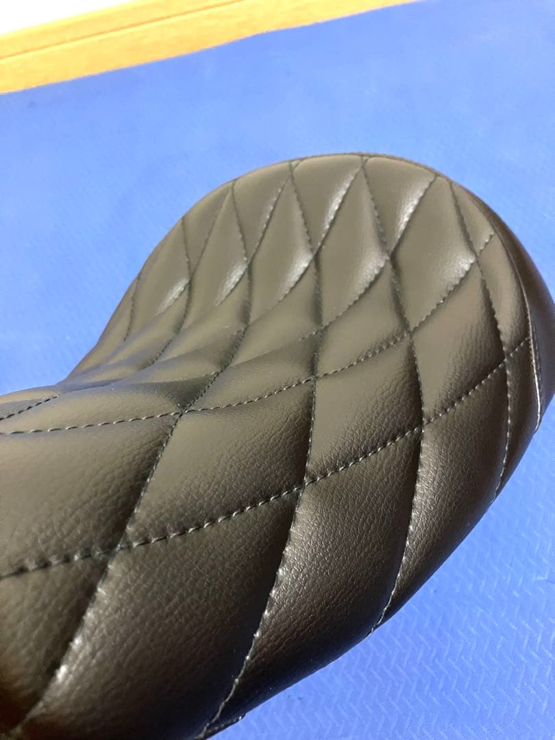 ハーレー　イージーライダース　スポーツスター　シート　ソロシート