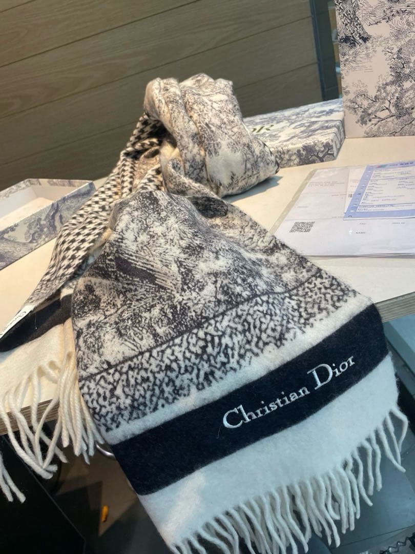 Christian Dior　ディオール　マフラー　200×70cm