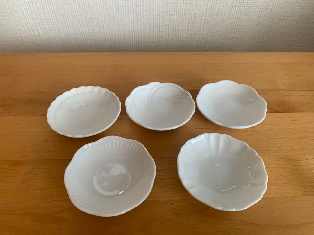 栗原はるみ　フラワーシリーズ　お皿セット