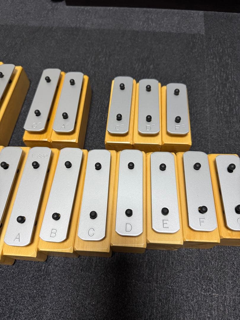 河合楽器　おと積み木　鉄琴 C-G 音階 マレット付き　ハードケース