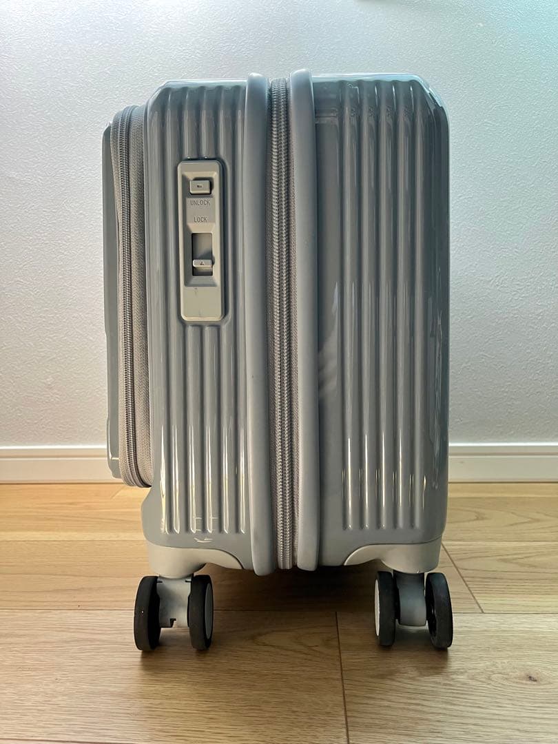 【花様】イノベーター Innovator スーツケース 33L