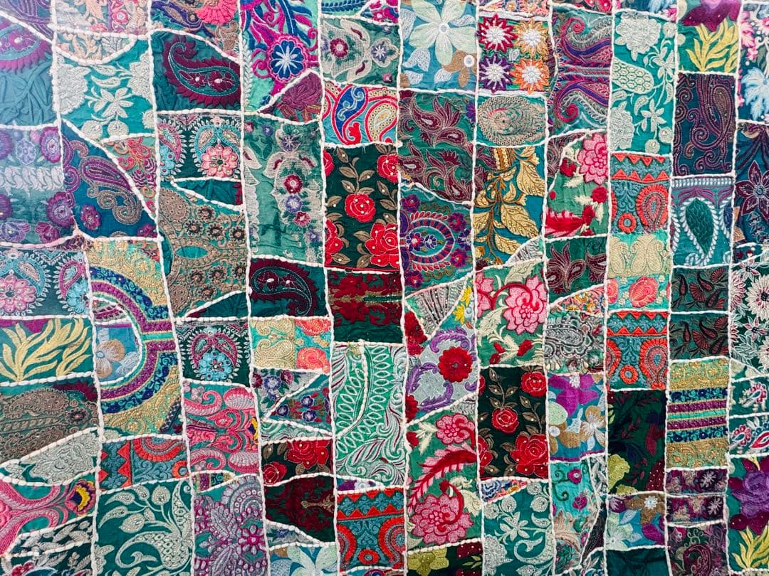 【新品未使用】【特大約3畳】インド豪華アンティーク刺繍ラグ 、カバー（緑