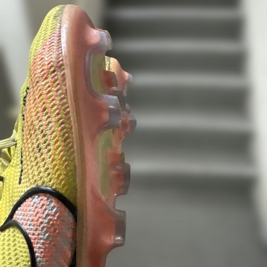 ナイキ マーキュリアル　ヴェイパー 15エリートFG