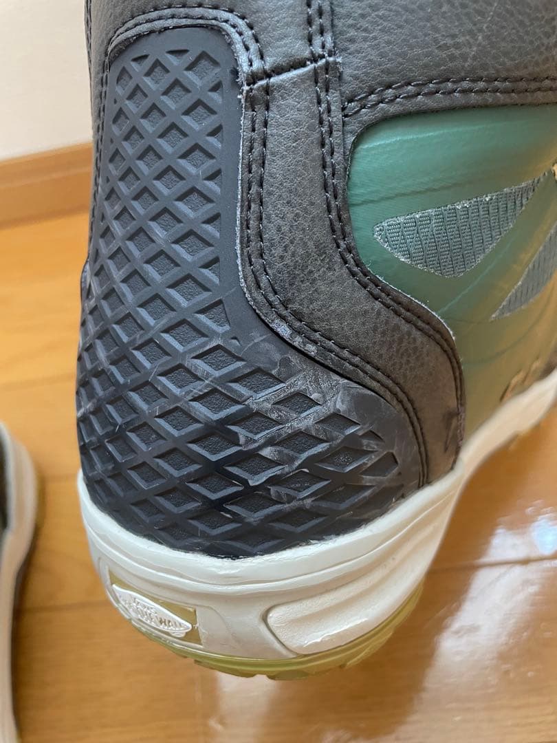 VANSスノーボードブーツInfuseARTHUR LONGOモデル 22-23