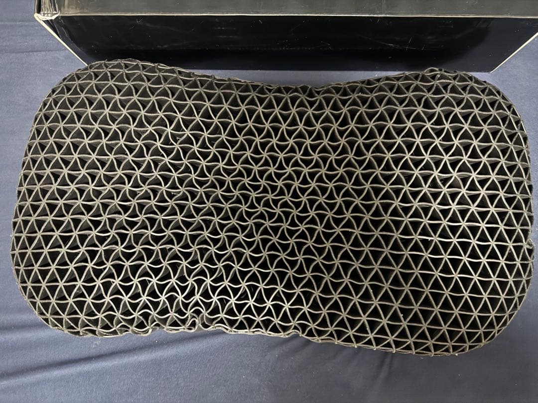 ヒツジのいらない枕　−極柔　ブラックレーベル−