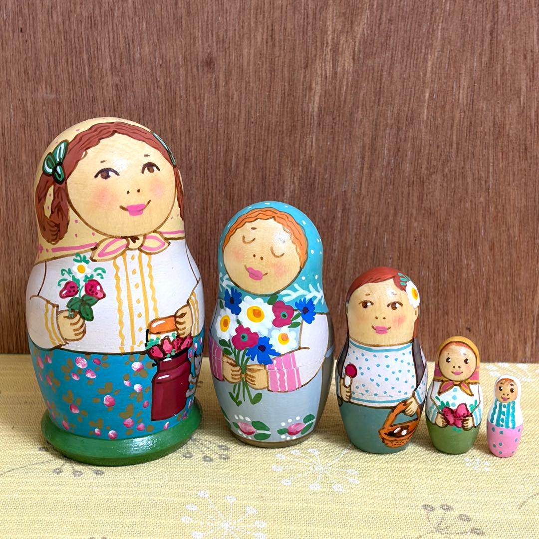 マトリョーシカ　ロシア雑貨　タチアナ・ドゥビニッチ