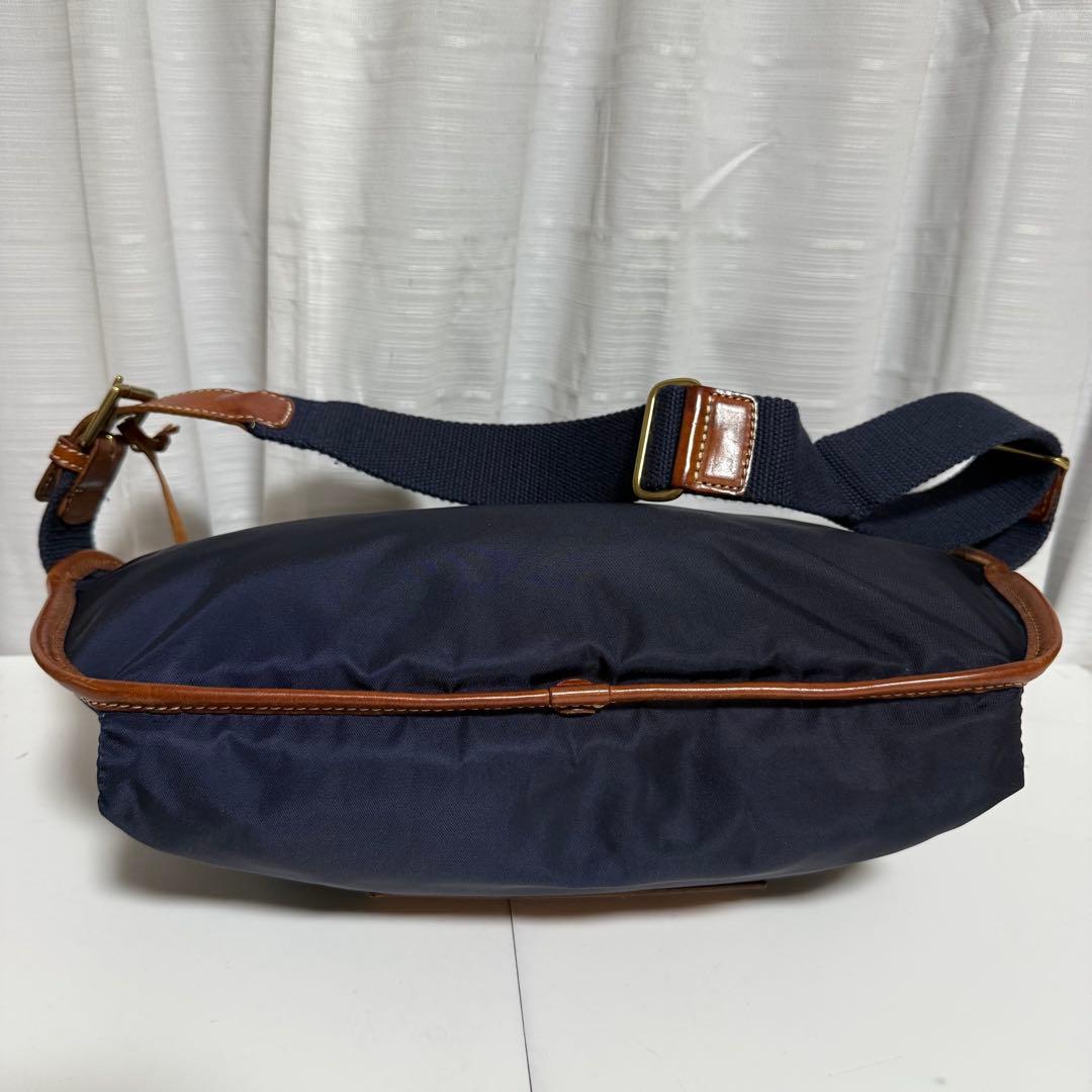 ⭐️未使用級⭐️Felisi　フェリージ　ボディバッグ　799　ナイロン