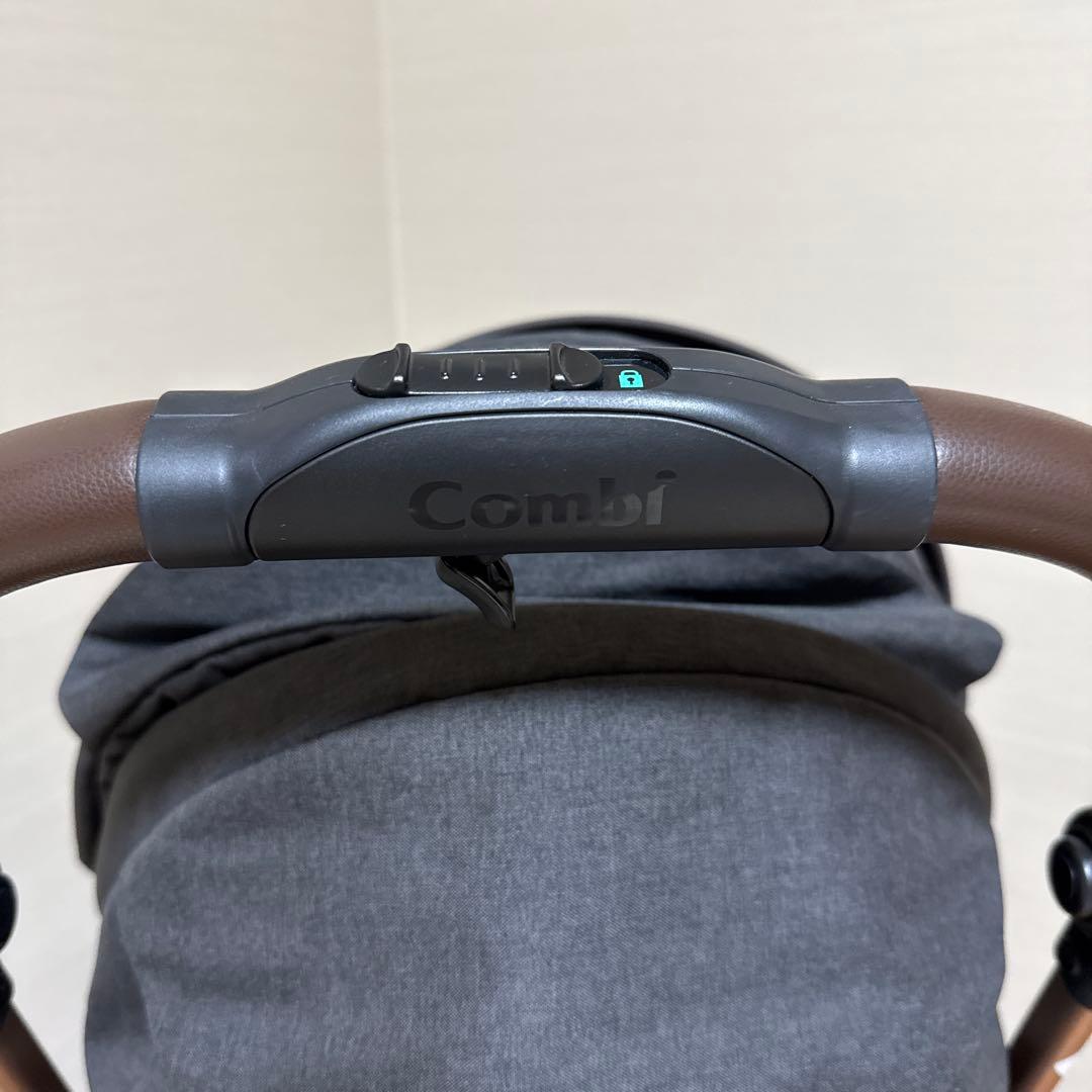 【ベビーザらス限定】ミニモプラス ベビーカー ペールブラック　ホワイトレーベル