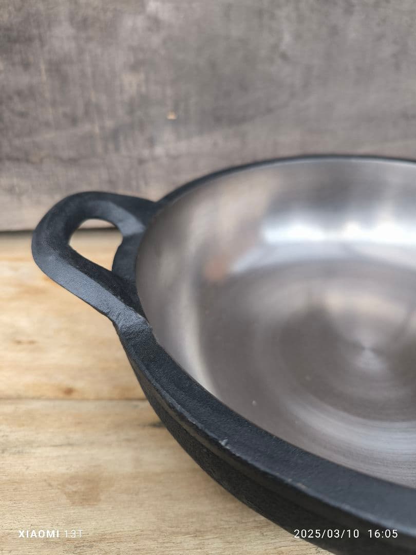 鋳鉄 両手鍋 黒　久滋山王堂　天ぷら鍋　砂鉄鍋　直径約20cm