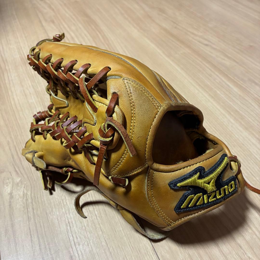 値下げ中　ミズノプロ　硬式　イエロー　左利き　左投げ　型◎ 即戦力