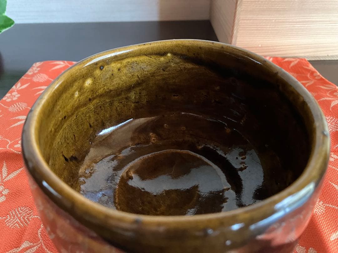 大樋焼　抹茶碗　茶碗　十代　大樋長左衛門　年郎　飴釉
