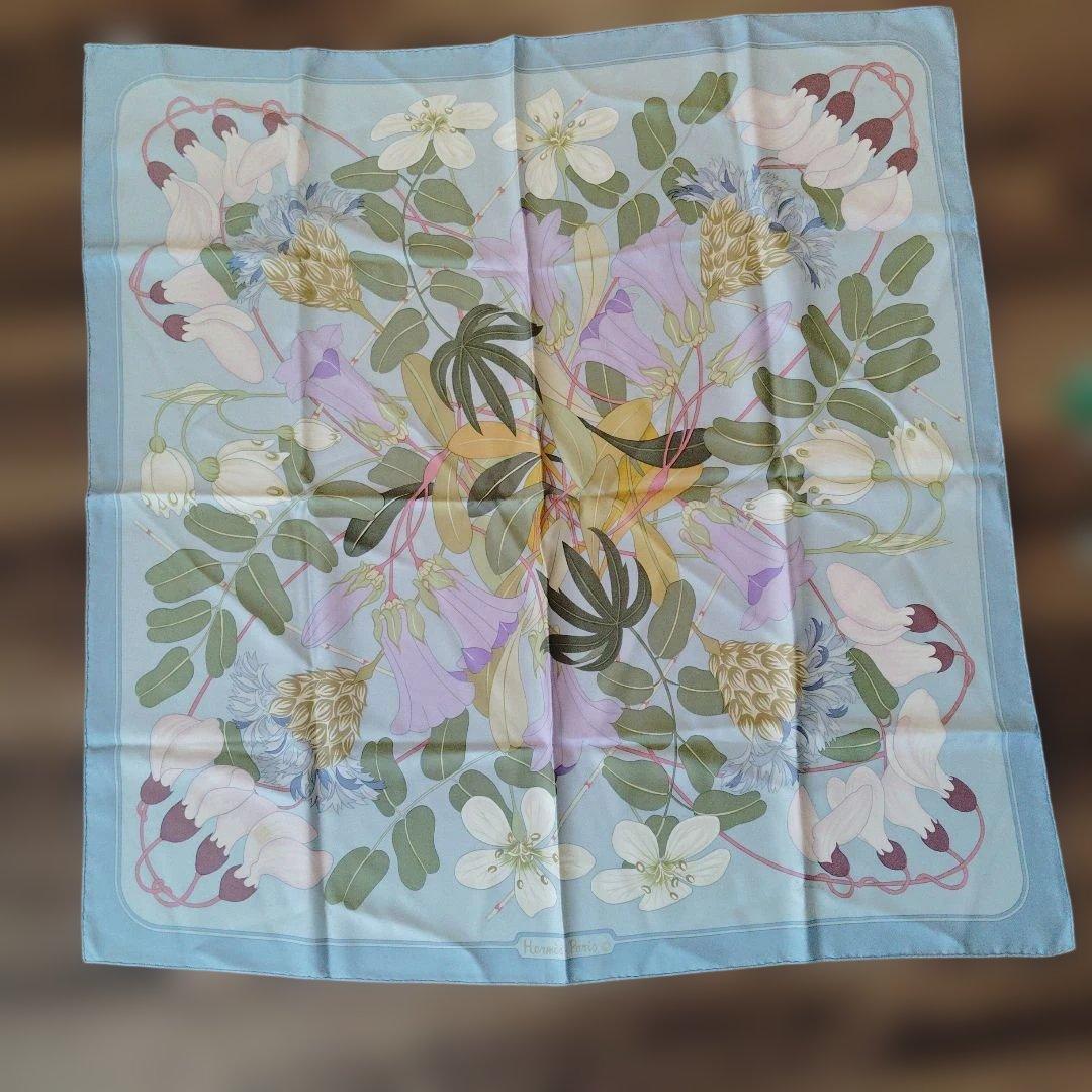 ✨極美品✨ HERMES エルメス ギリシャの花 スカーフ カレ90
