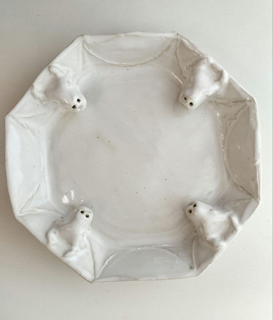 birbira ビルビラ　牛 八角形皿