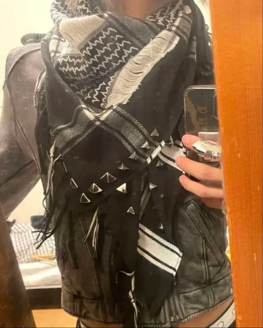 UNDERCOVER スタッズアフガンストール