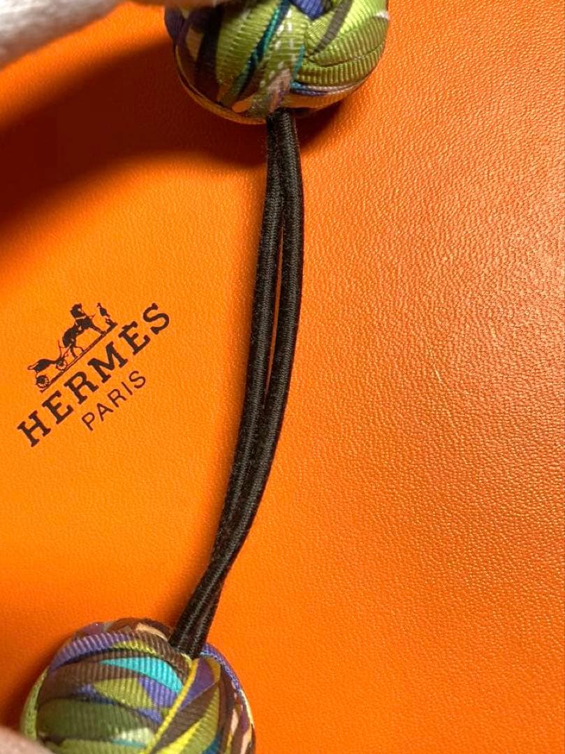 HERMES エルメス ポンポンシュシュ ヘアアクセサリー 保存袋付き