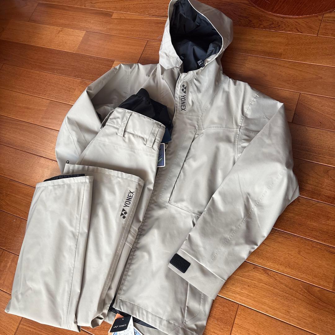 新品YONEX スノーボードウェア ジャケットとパンツセット