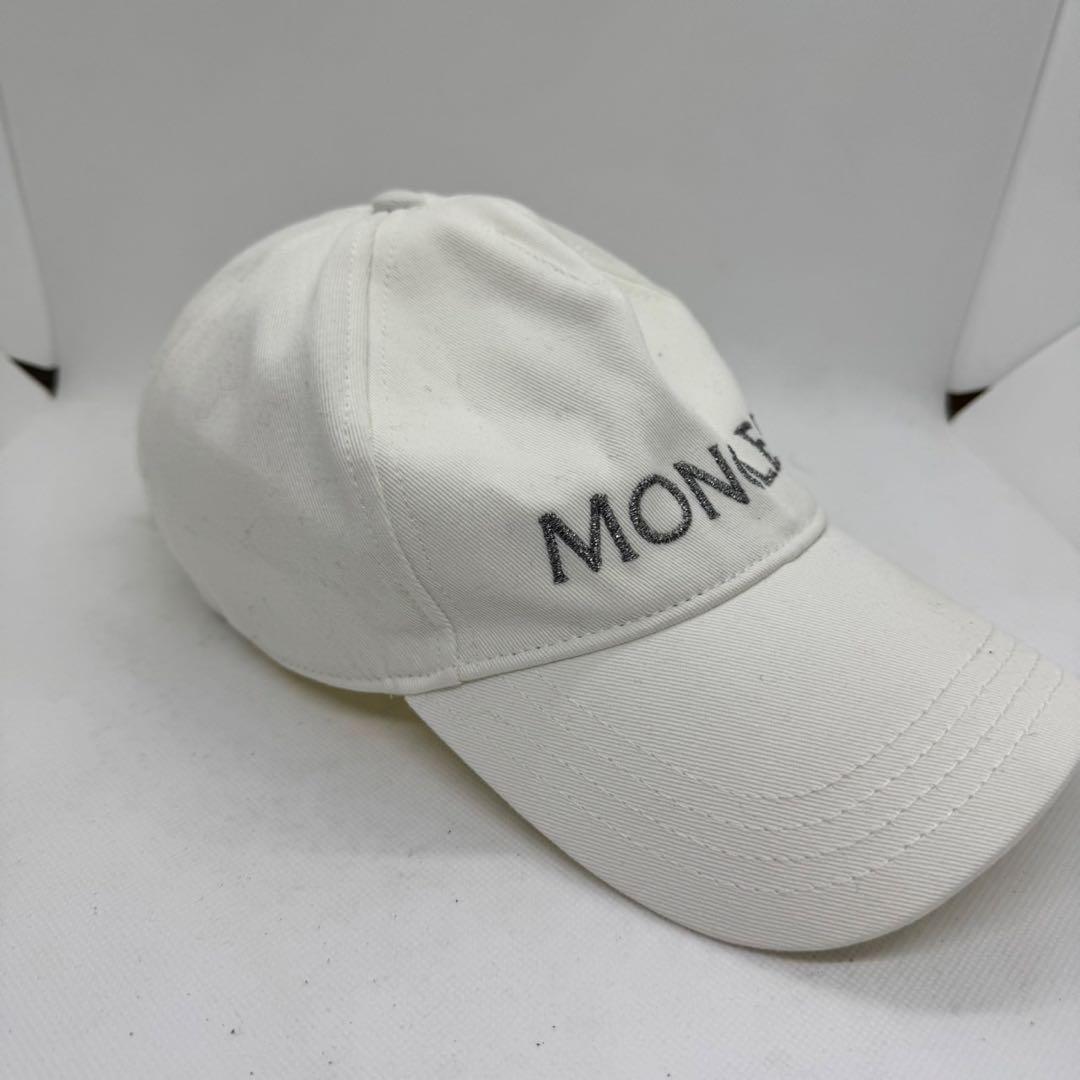 MONCLER ホワイト モンクレールロゴ　ラメ　キャップ