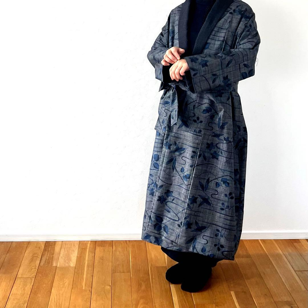 ✴︎本場大島紬✳︎✴︎ローブコート✴︎正絹✴︎着物リメイク＊リバーシブル＊