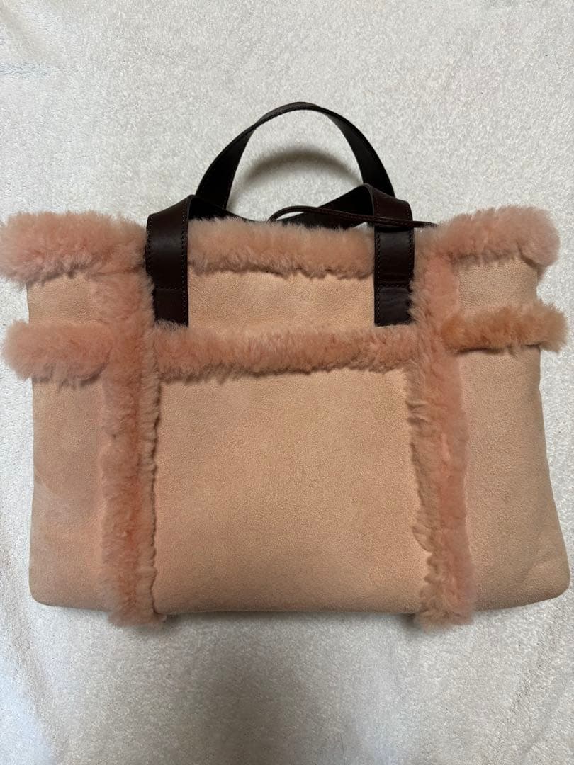 UGG ファー付きトートバッグ ピンクベージュ