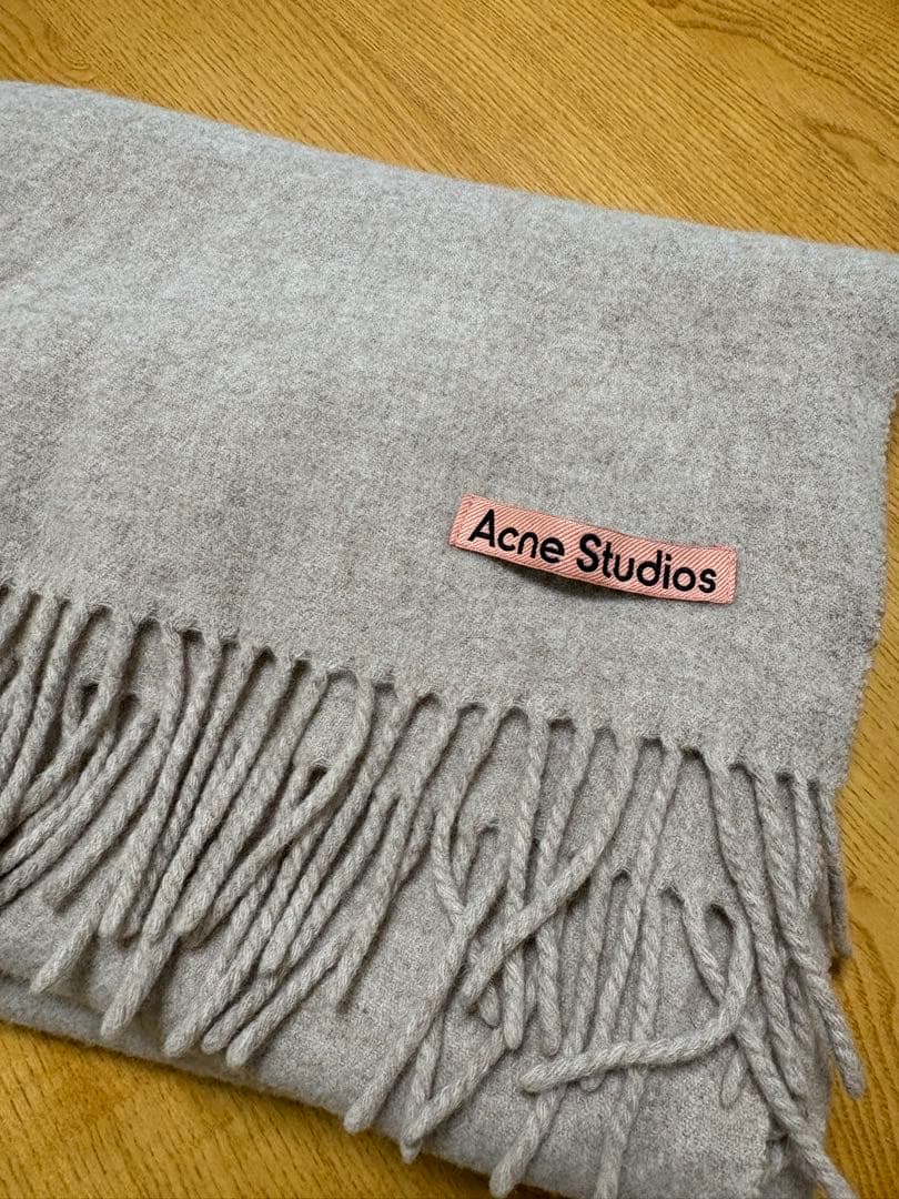 Acne Studios マフラー フリンジ付き