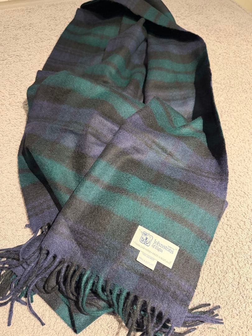 未使用品　Johnstons of Elgin 100%カシミヤ ストール