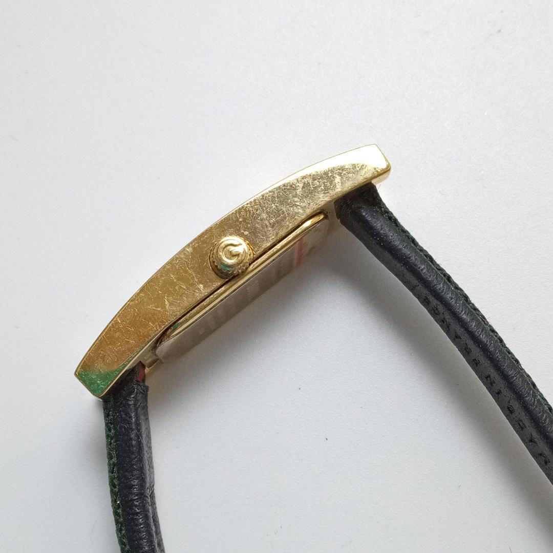 GUCCI　グッチ　腕時計　3900L　シェリーライン　スクエア　ゴールド