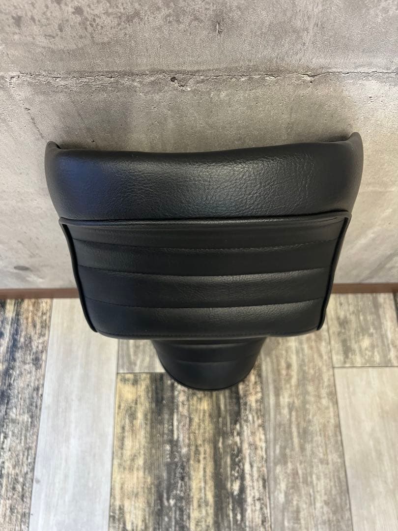 ゼファー750 純正シート　タックロール張替え