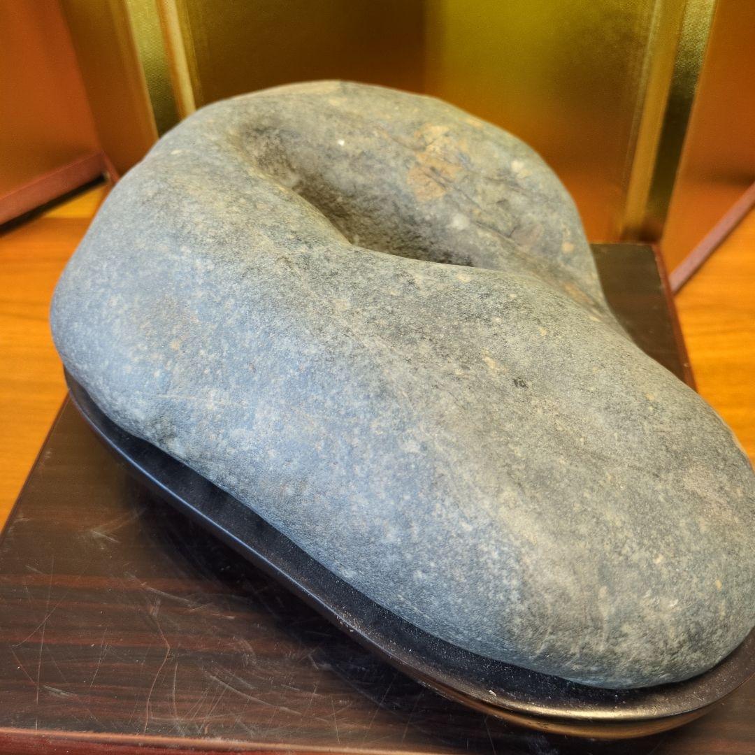 水石 溜まり 天然石 約4.6kg 原石 鑑賞石 自然石 専用台座付 希少 レア