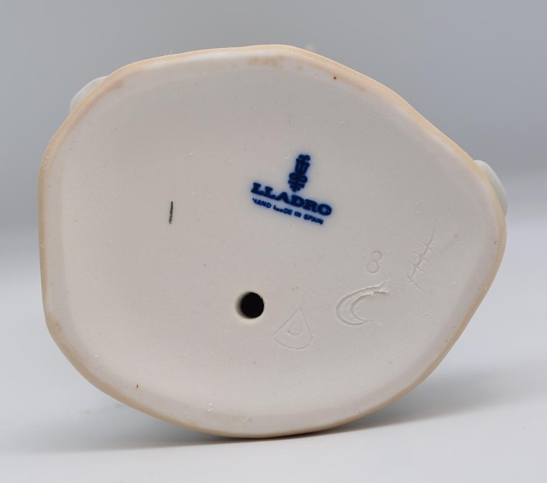 釣りに行く　＃4809　★リヤドロ　スペイン　ポーセリン　光沢仕上げ　舌背